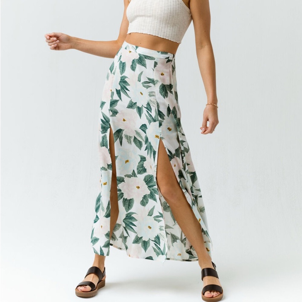 Billabong Floral Maxi Skirt - White and Green